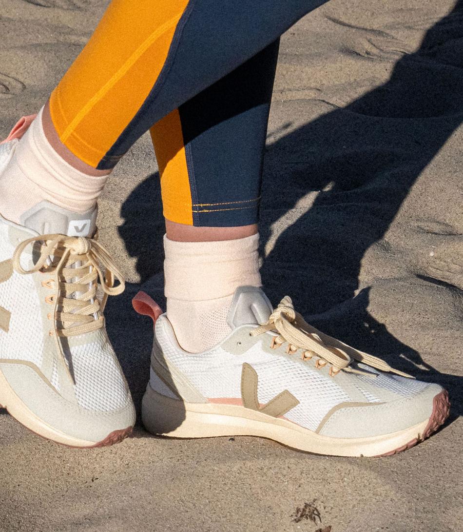 Veja Condor 2 Alveomesh Gravel Almond Adults Vegan Wit | XBEGW60691