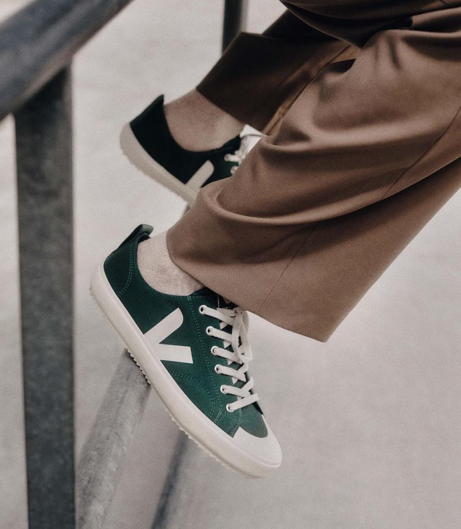 Veja Nova Canvas Poker Pierre Adults Outlet Groen | BECVG49029