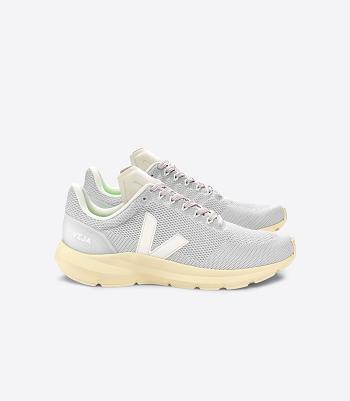 Veja Marlin V-knit Polar Butter Adults Vegan Room | BEJVR78749